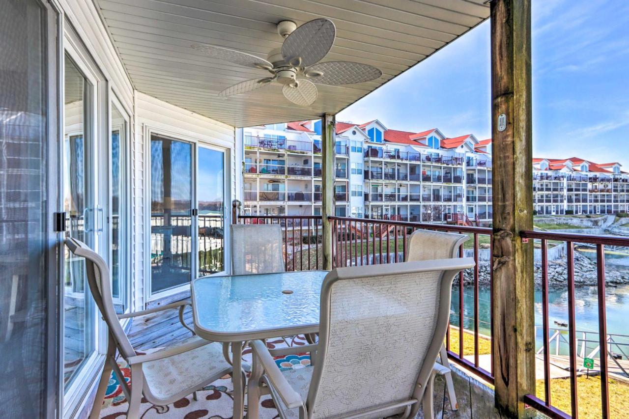 B&B Camdenton - Sunny Condo Situated Right on Lake of The Ozarks! - Bed and Breakfast Camdenton