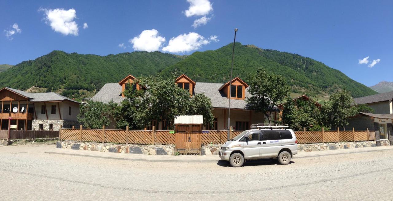 Guest House Svan-Ski - B&B Mestia