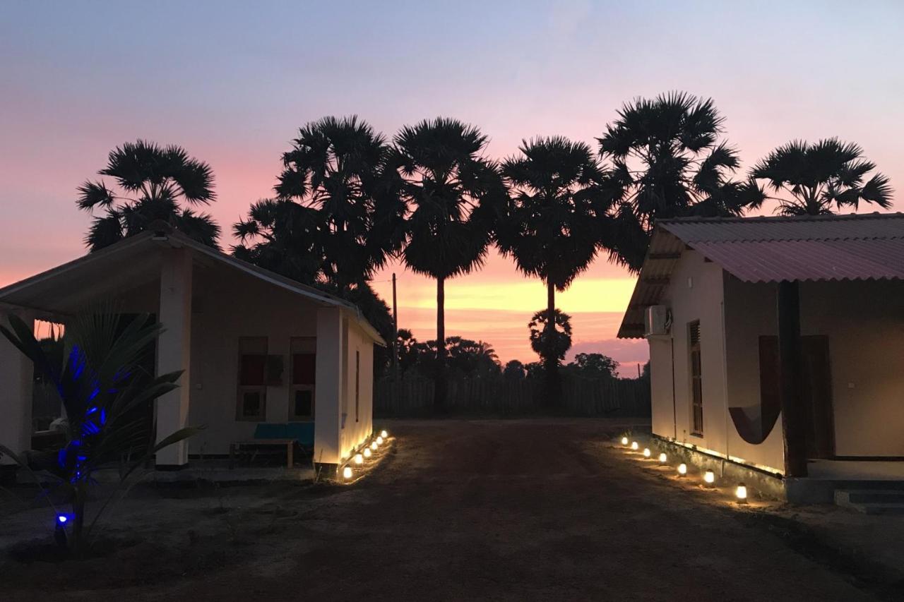 Coconut Bungalows - B&B