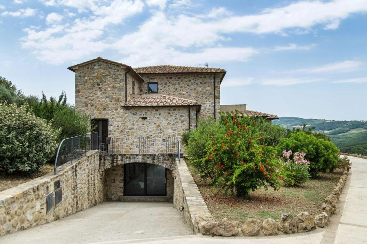 Villa Chiugi by PosarelliVillas - Bed and Breakfast