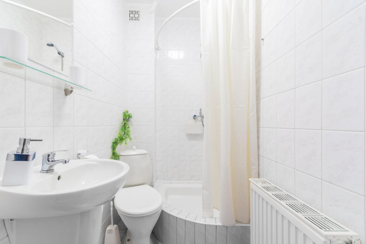 Small Single Room