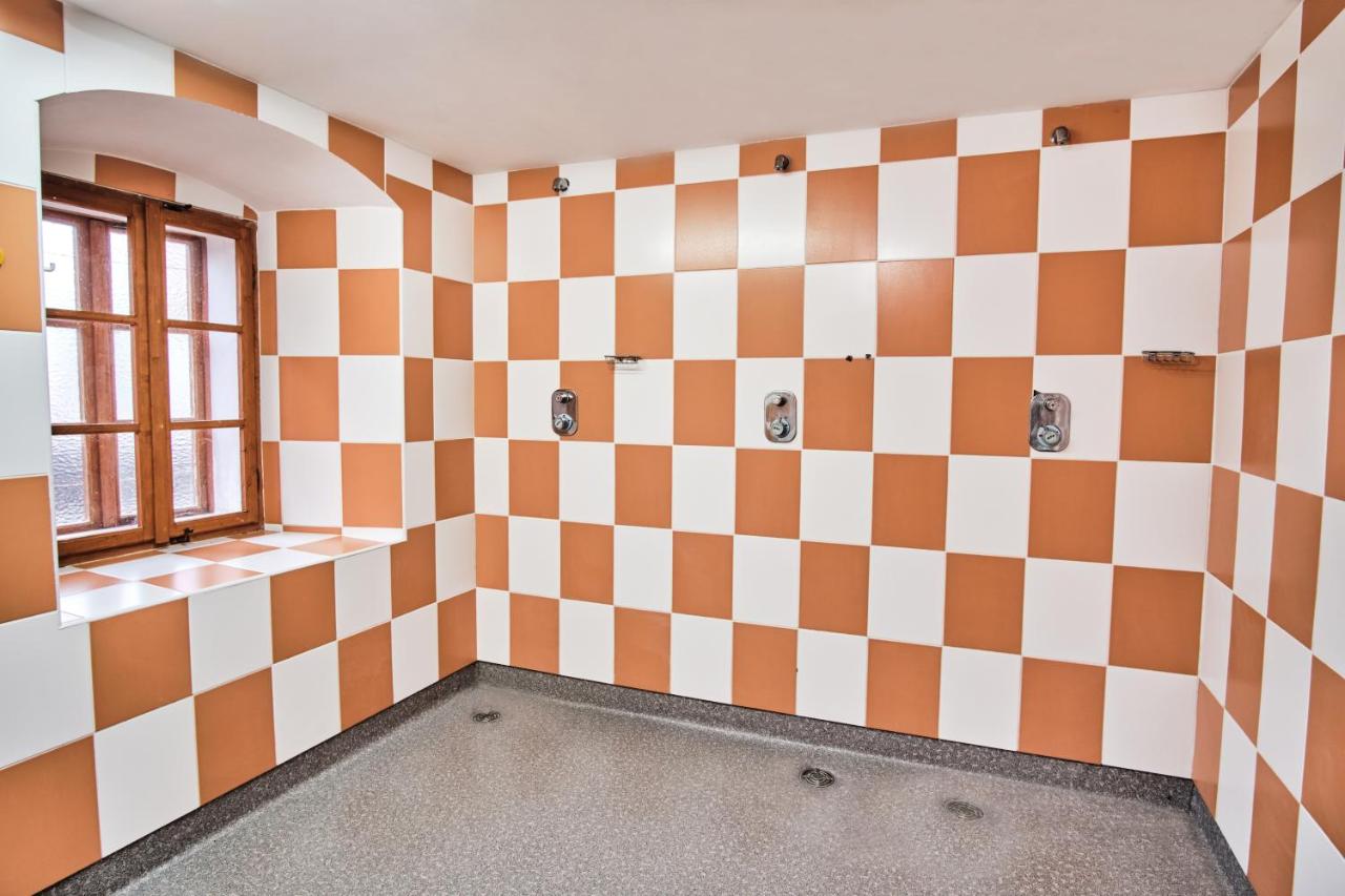 Camera Quadrupla con Bagno in Comune