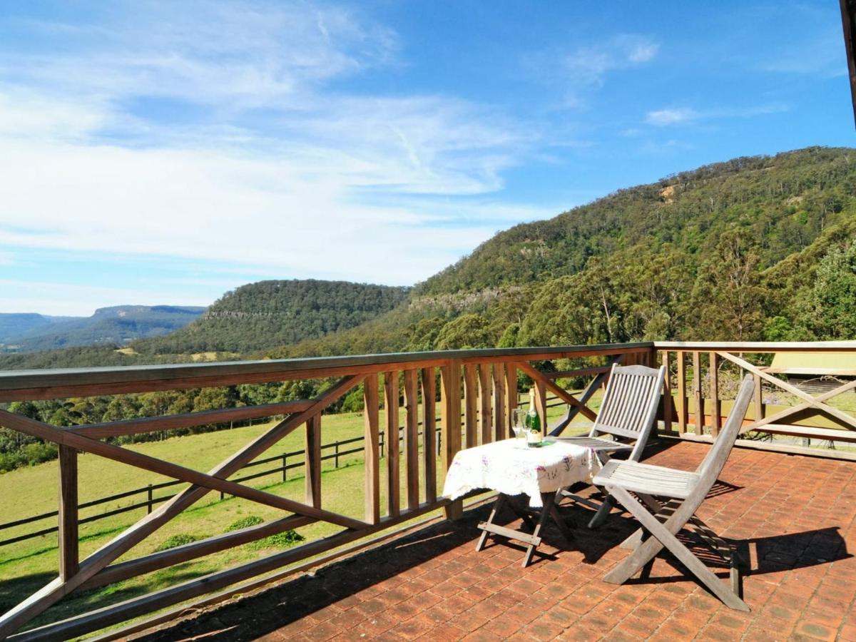 Alcheringa Cottage Amazing Location with views - B&B