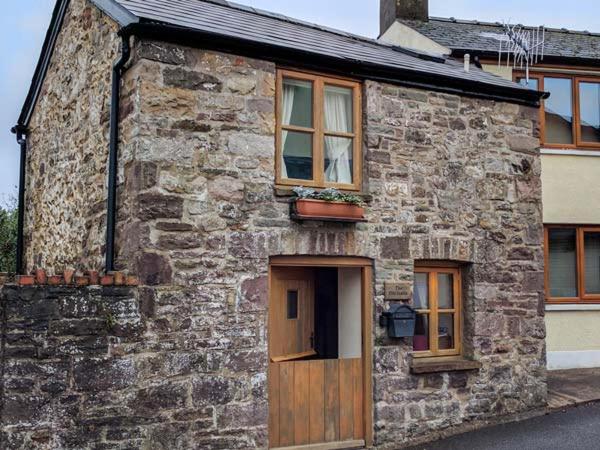 B&B Abergavenny - The Old Stable - Bed and Breakfast Abergavenny
