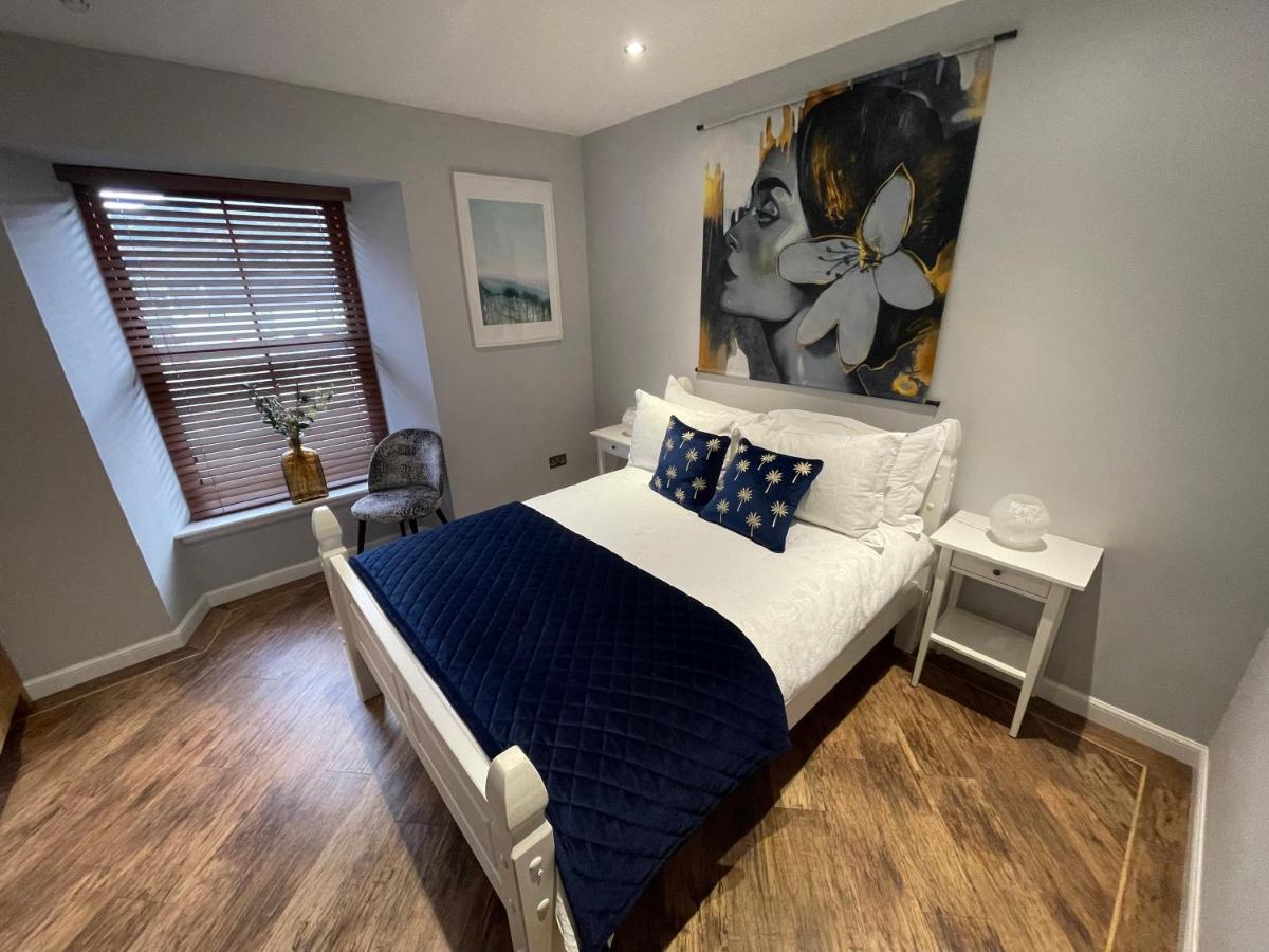 Lower Flat, Nicolson House. - B&B