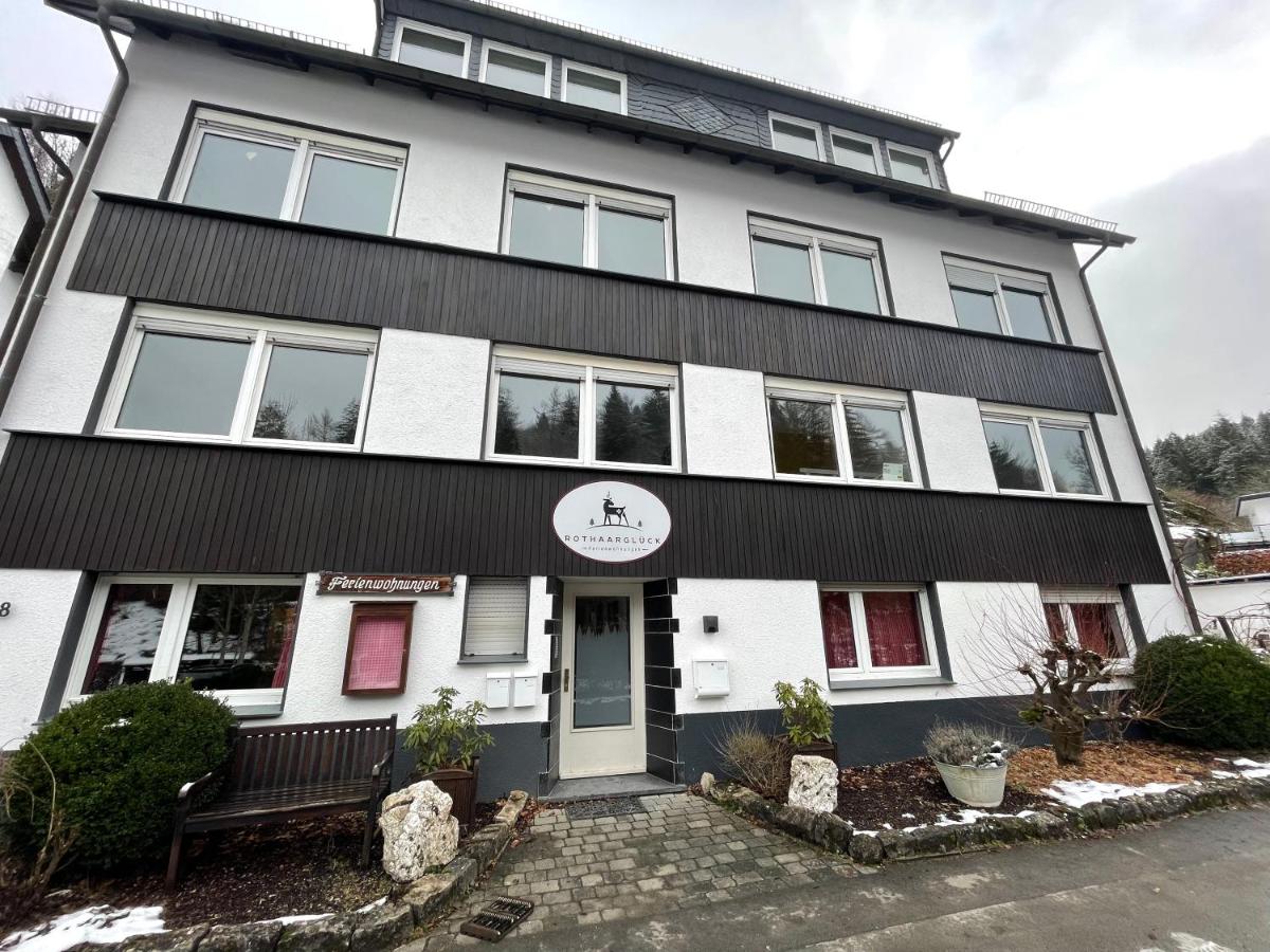 Ferienwohnungen Rothaarglück - B&B