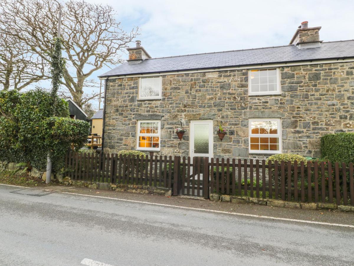 B&B Llanfachreth - Llwyn Celyn - Bed and Breakfast Llanfachreth