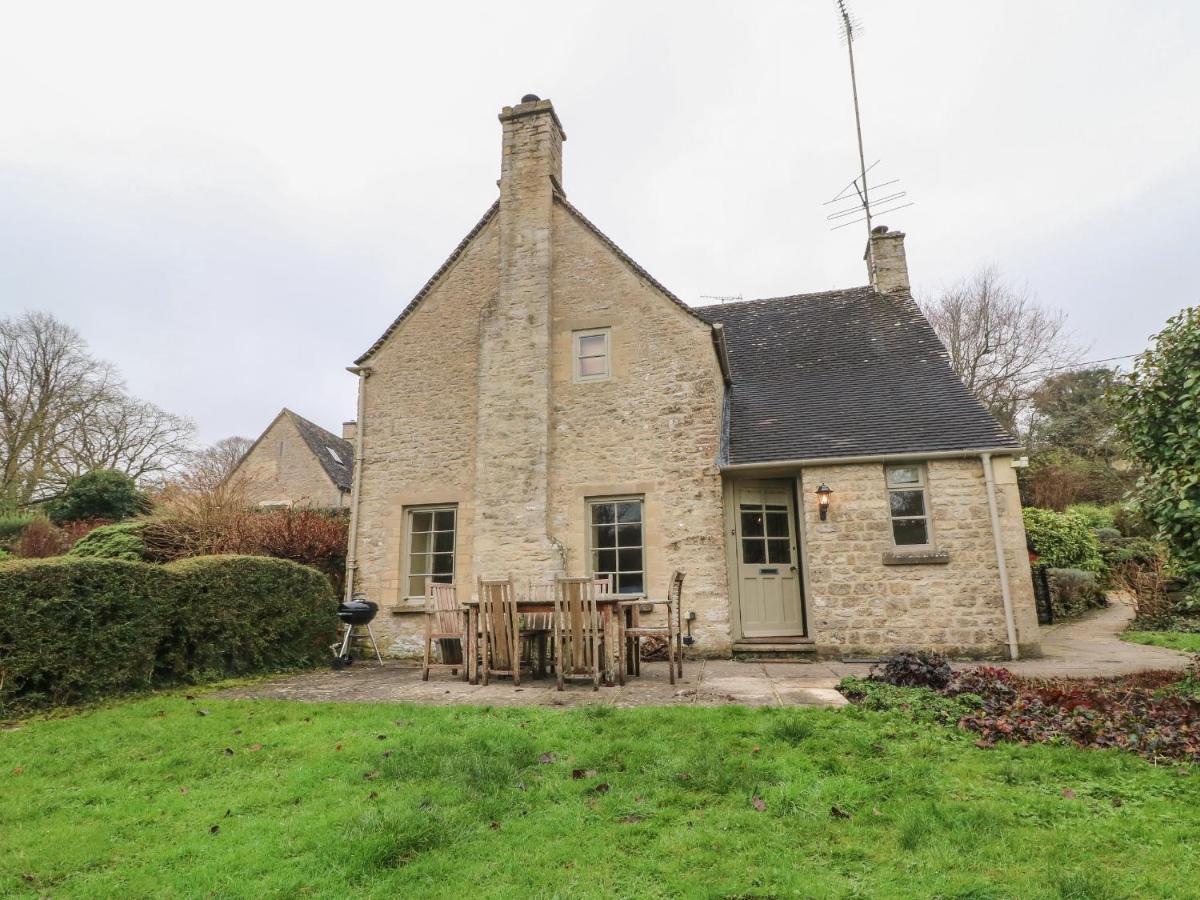 B&B Cirencester - Spring Cottage - Bed and Breakfast Cirencester