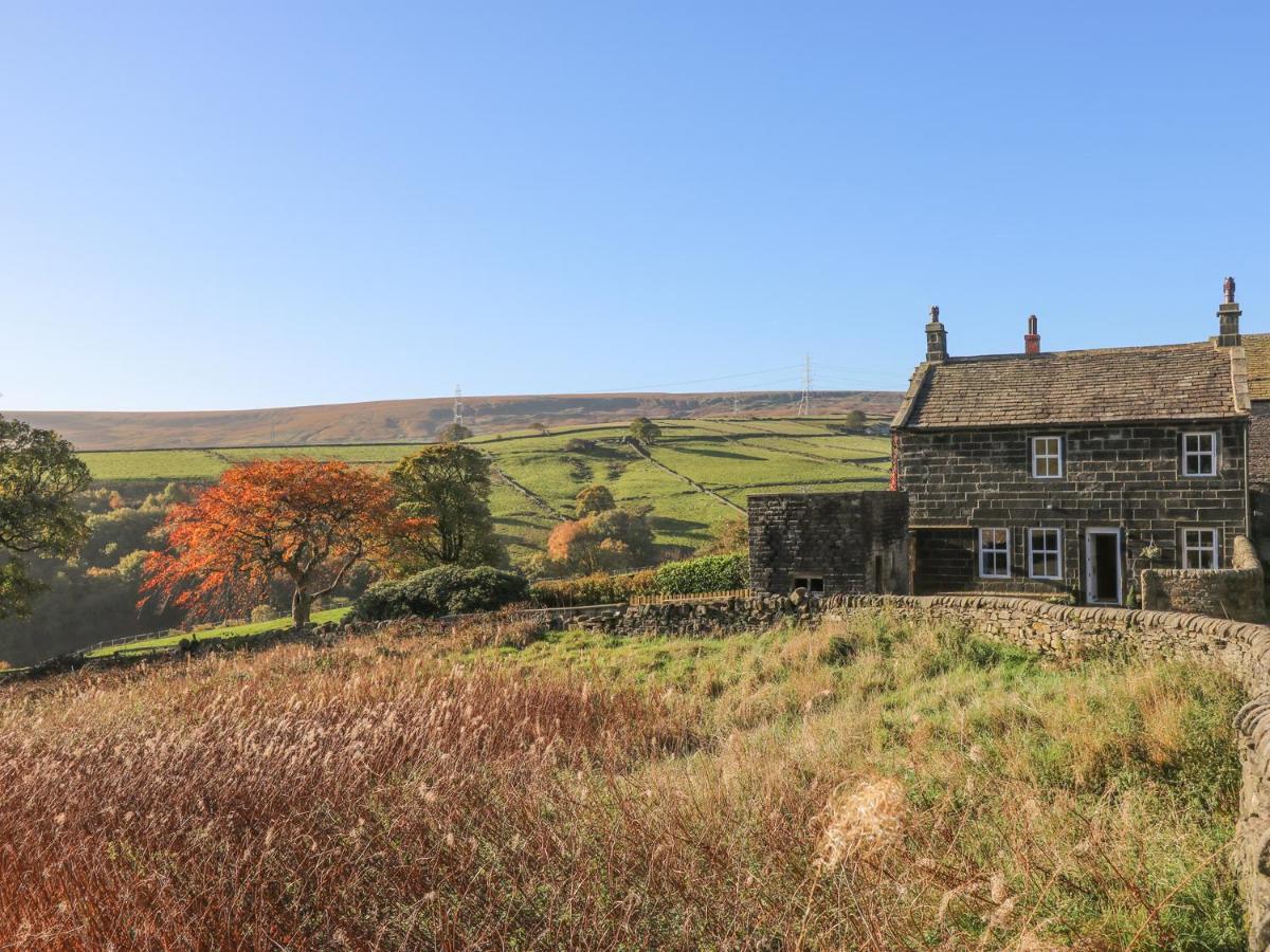 B&B Sowerby Bridge - The Cottage, Beeston Hall - Bed and Breakfast Sowerby Bridge