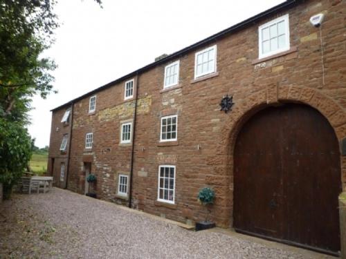 B&B Carlisle - Carleton Mill Cottage - Bed and Breakfast Carlisle