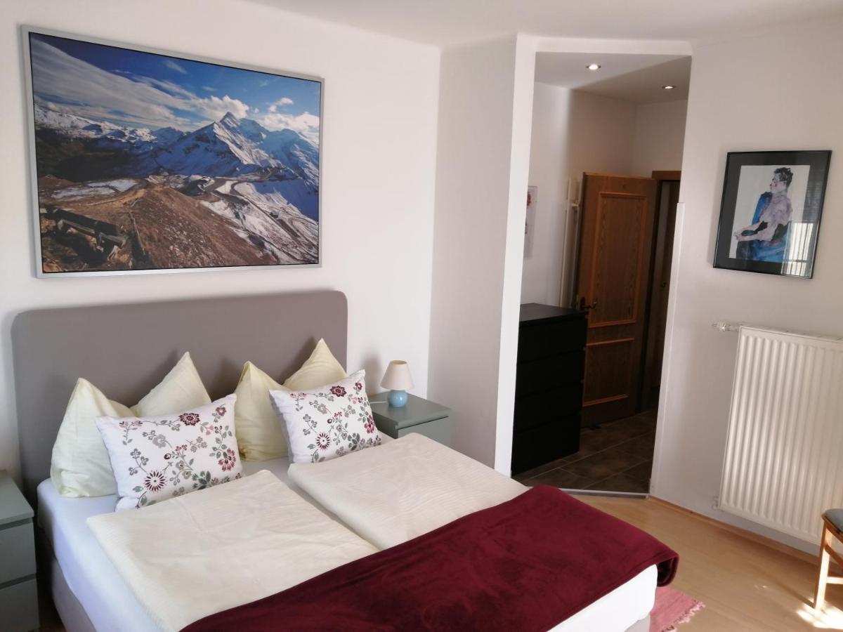 One-Bedroom Apartment with Balcony - Type B2, No. 23