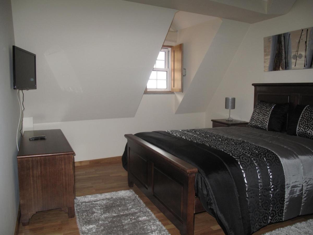 Deluxe Double Room with Shower