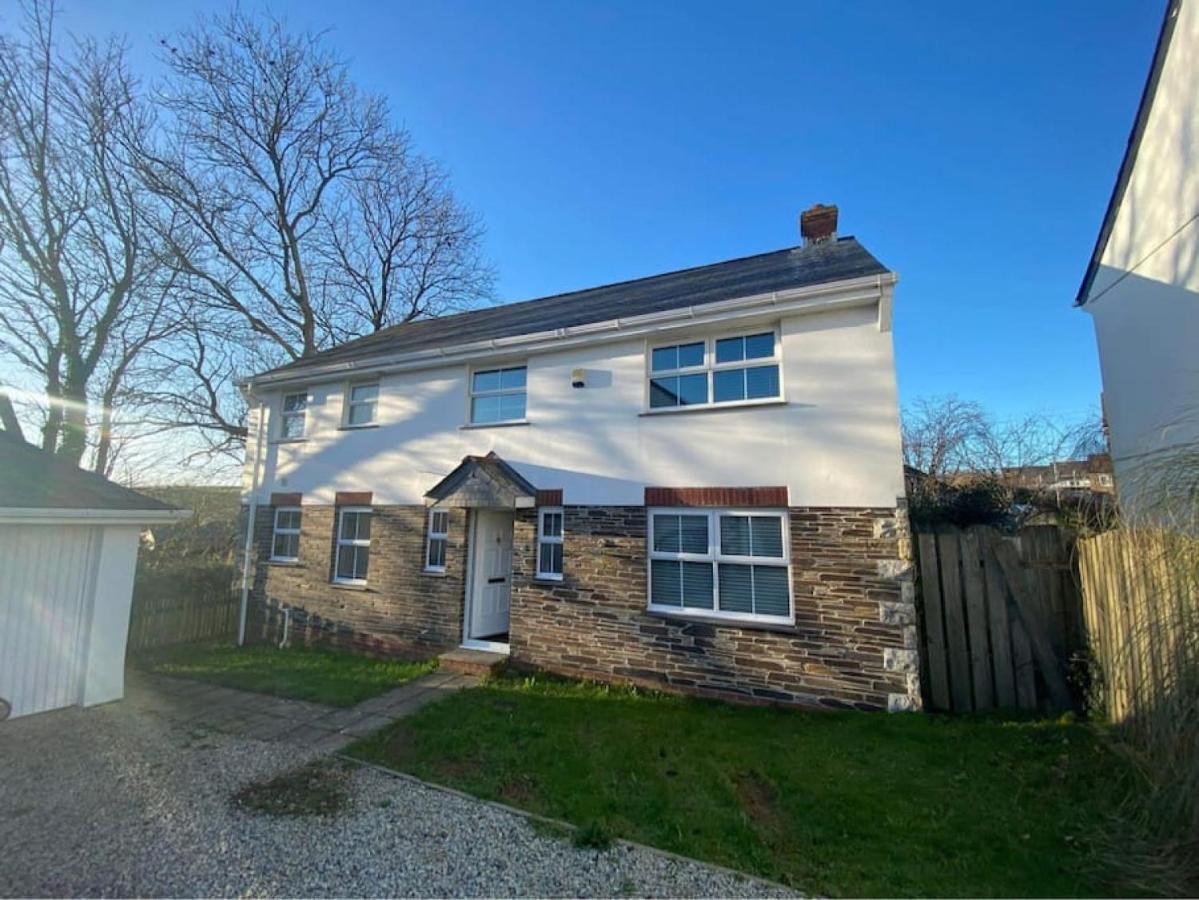 The Meadows St Teath, 4 bed sleeps 7 - B&B