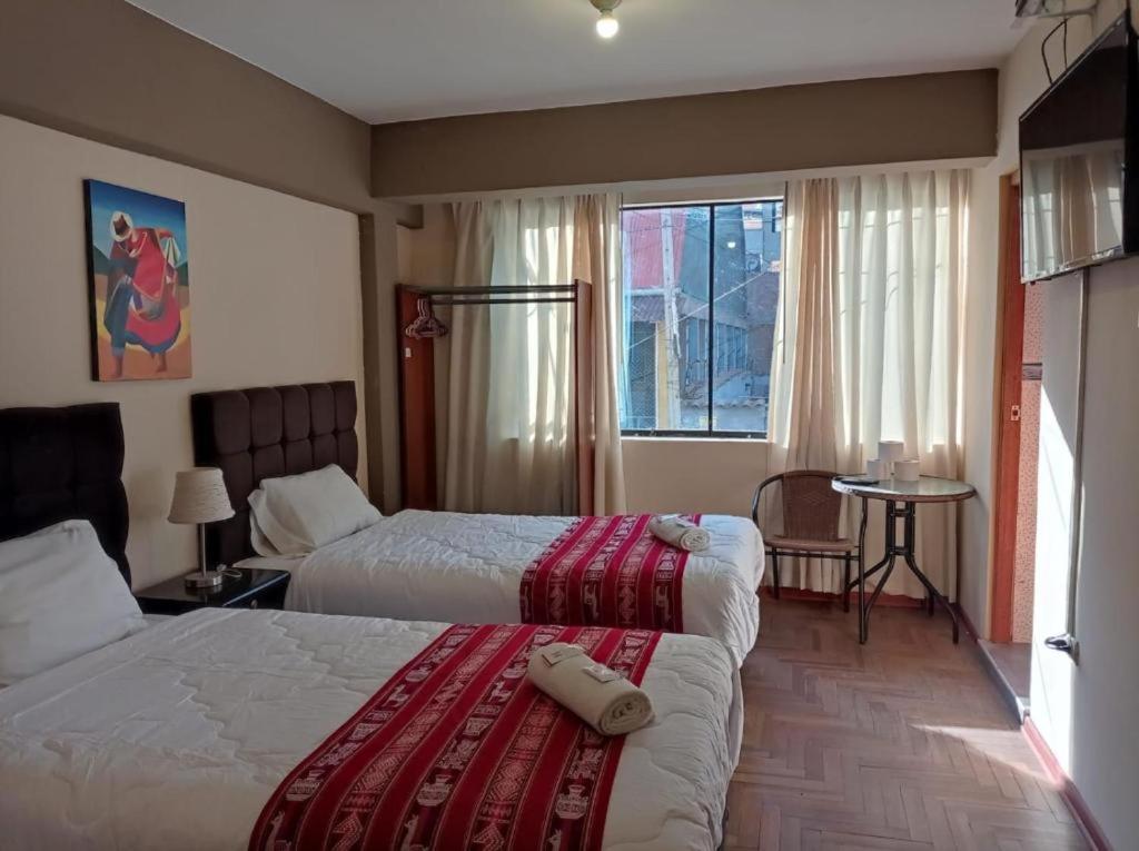 Habitación Doble con baño privado - 2 camas