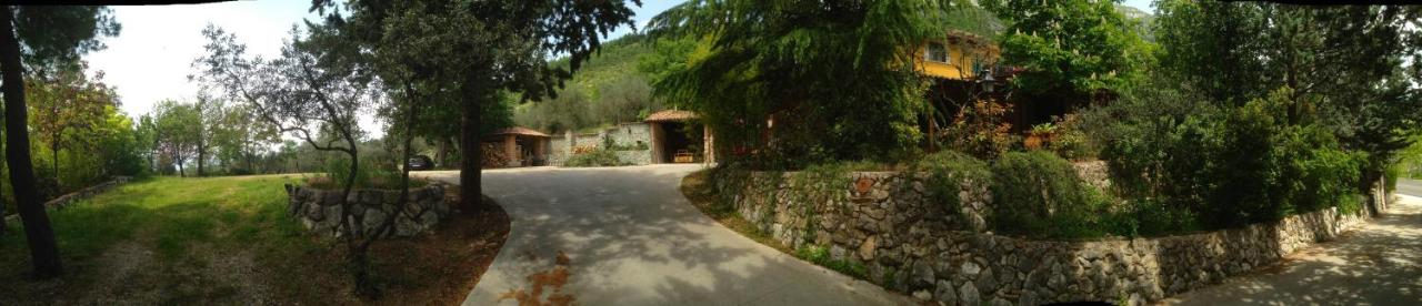 Costa del Gallo - Bed and Breakfast Pacentro