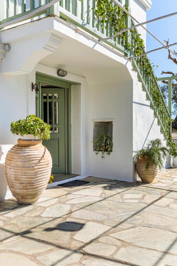 Villa Ambeli - B&B