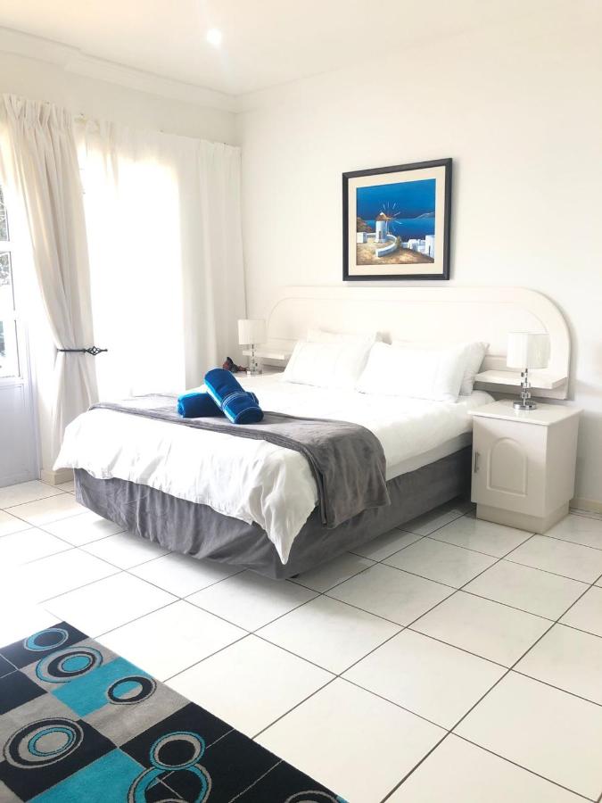 B&B Port Edward - Caribbean Estates Villa 26 Calypso Drive - Bed and Breakfast Port Edward