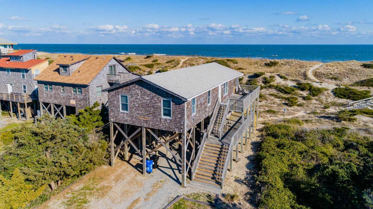 Hatteras Solrise 386 - B&B