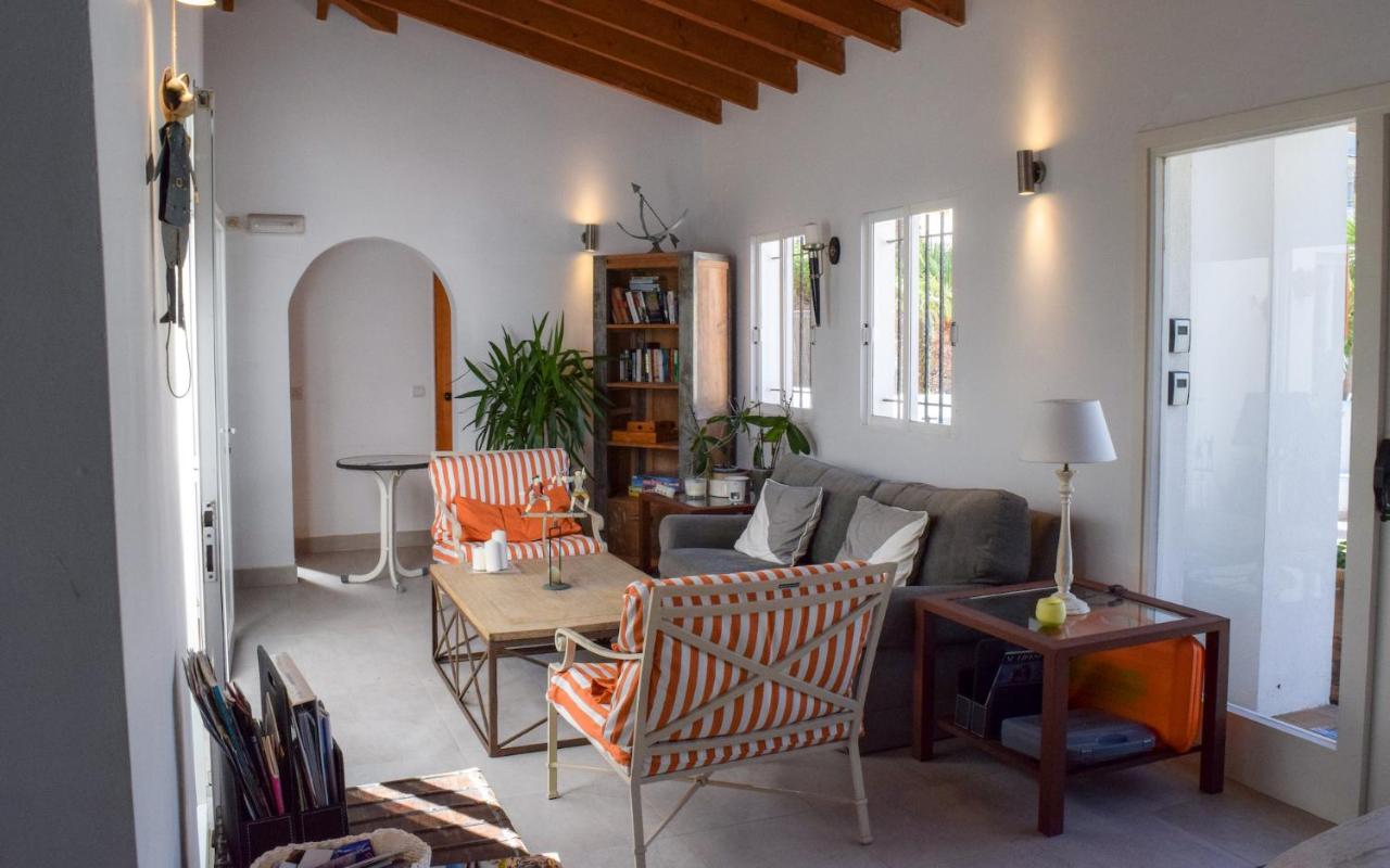 Villa Alexia Apartments Sol 1st Floor Stairs 1BR Pool view 9 min to Sea 5min to Town AT1833 - B&B Port de Pollença