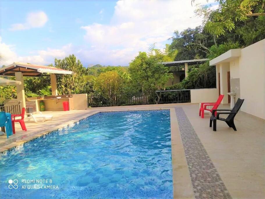 FINCA EL PROGRESO cabañas tipo apartamento - B&B Anapoima