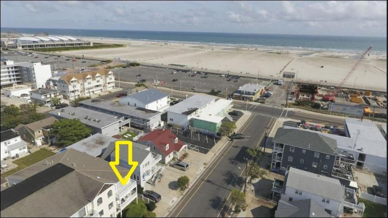 Family Friendly Beach Block Ocean View 3 BR, 2 BA, Condo near Wildwood Crest and Convention Center - Chambres d'hôtes Wildwood
