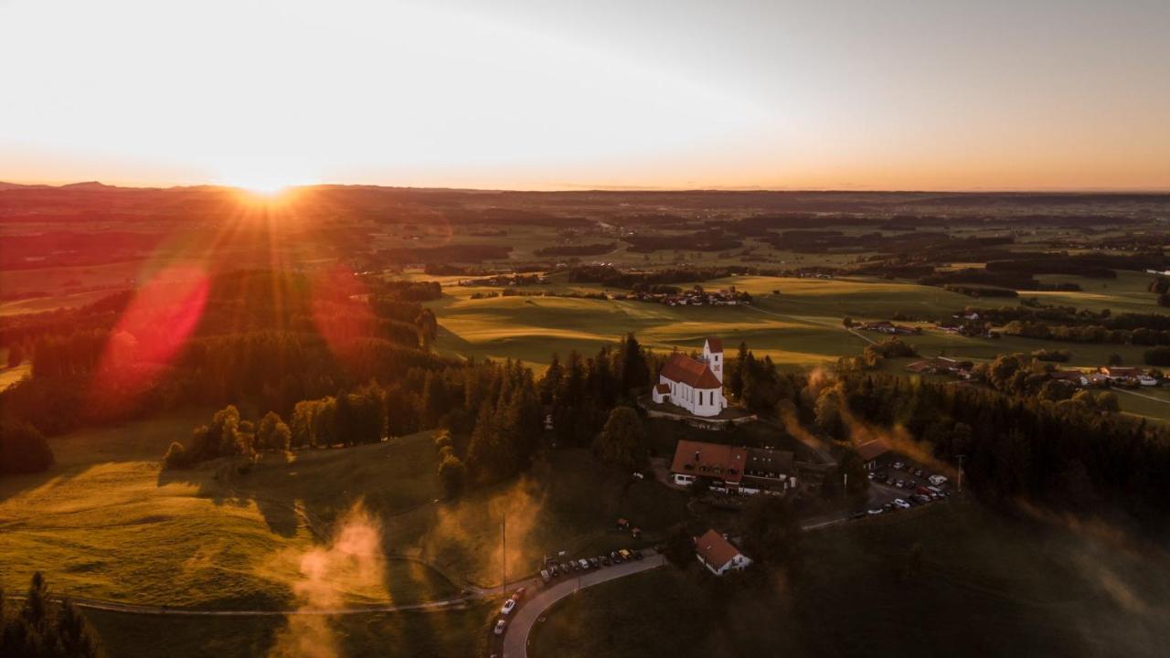 B&B Bernbeuren - Panoramagasthof auf dem Auerberg - Bed and Breakfast Bernbeuren