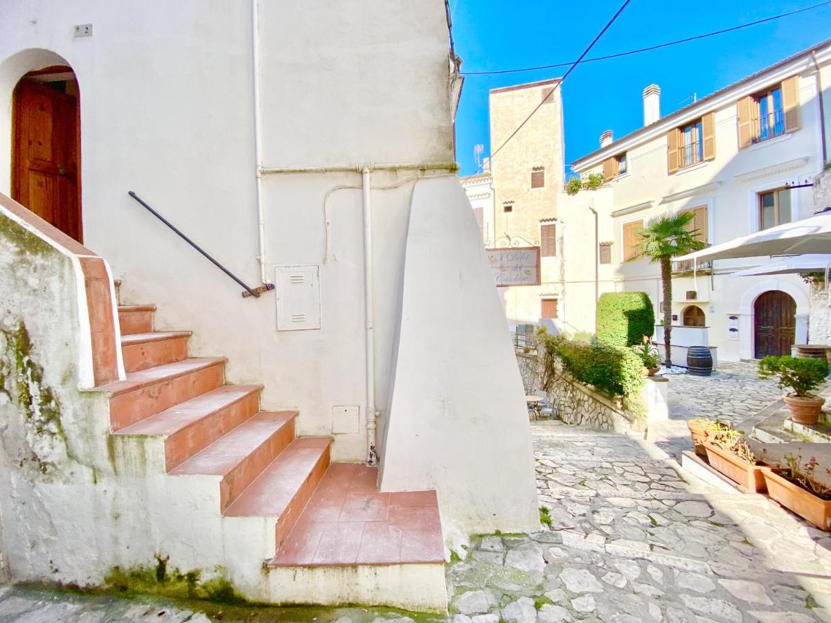 Holidaycasa Isabel - In pieno centro storico - Ferienwohnung Sperlonga