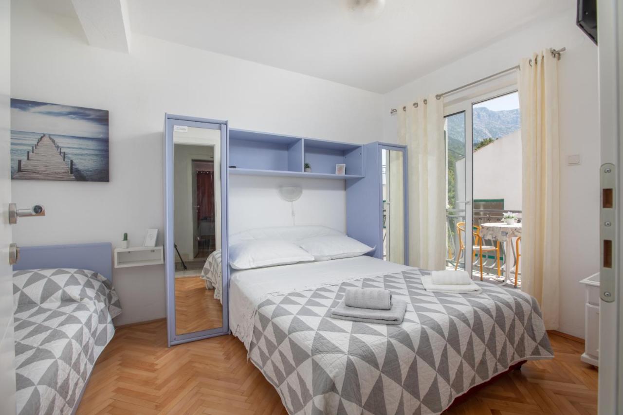 Standard Triple Room with Sea View