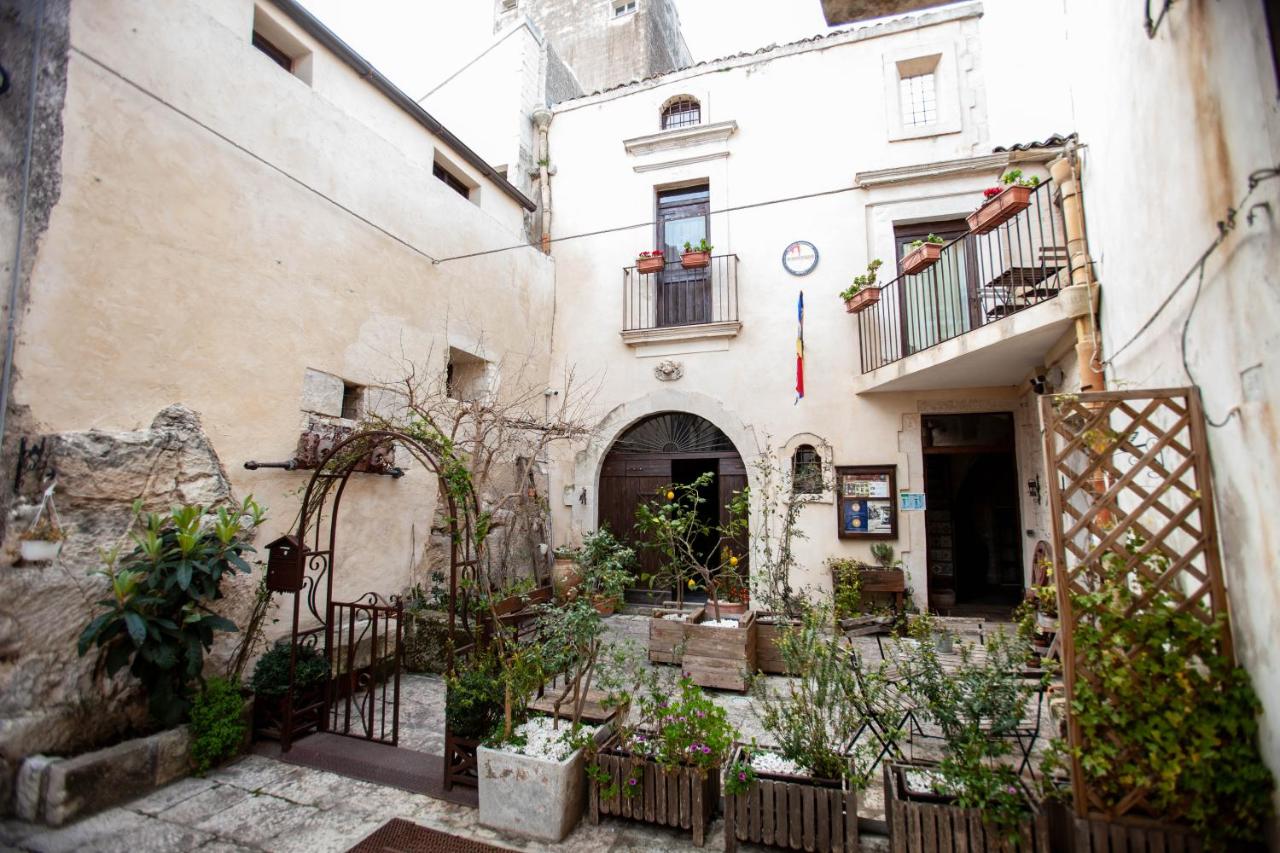 Si-Moutique, le Case-grotte degli Avi 2 - Ferienwohnung