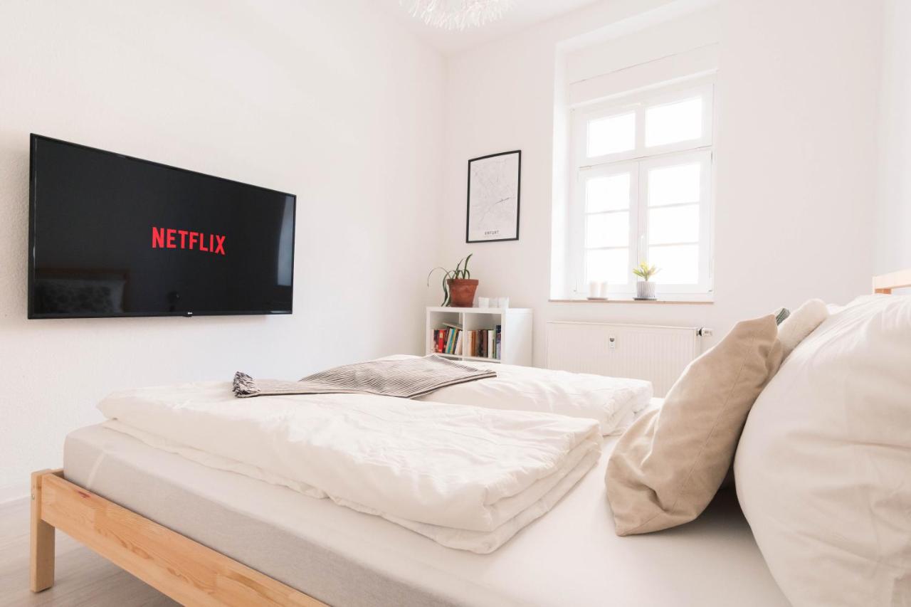 Gemütliche 45m² Wohnung mit NETFLIX & Disney+ - Bed and Breakfast Erfurt