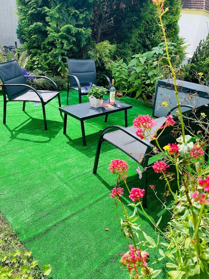 Ferienwohnung Eisenach - Kamin & Garten - Hunde willkommen - Ferienwohnung Eisenach