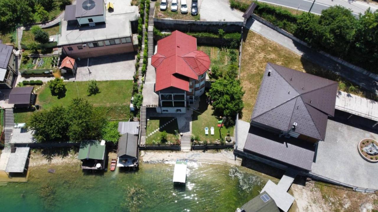 Lejla apartmani - Jablaničko jezero - Chambres d’hôtes