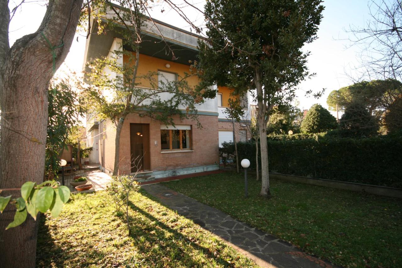 Appartamento indipendente con Giardino ideale per famiglie - Ferienwohnung