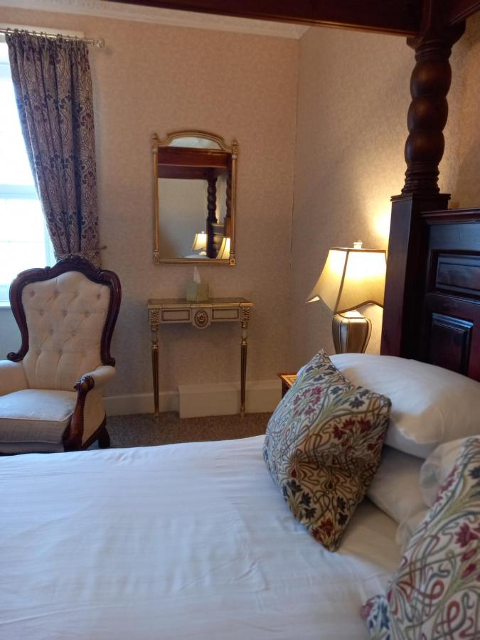 Double Room with Four Poster Bed