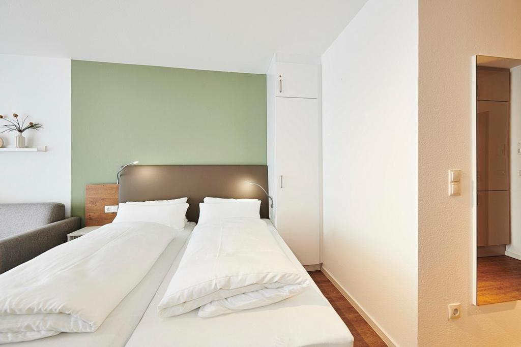 Apartment mit Balkon