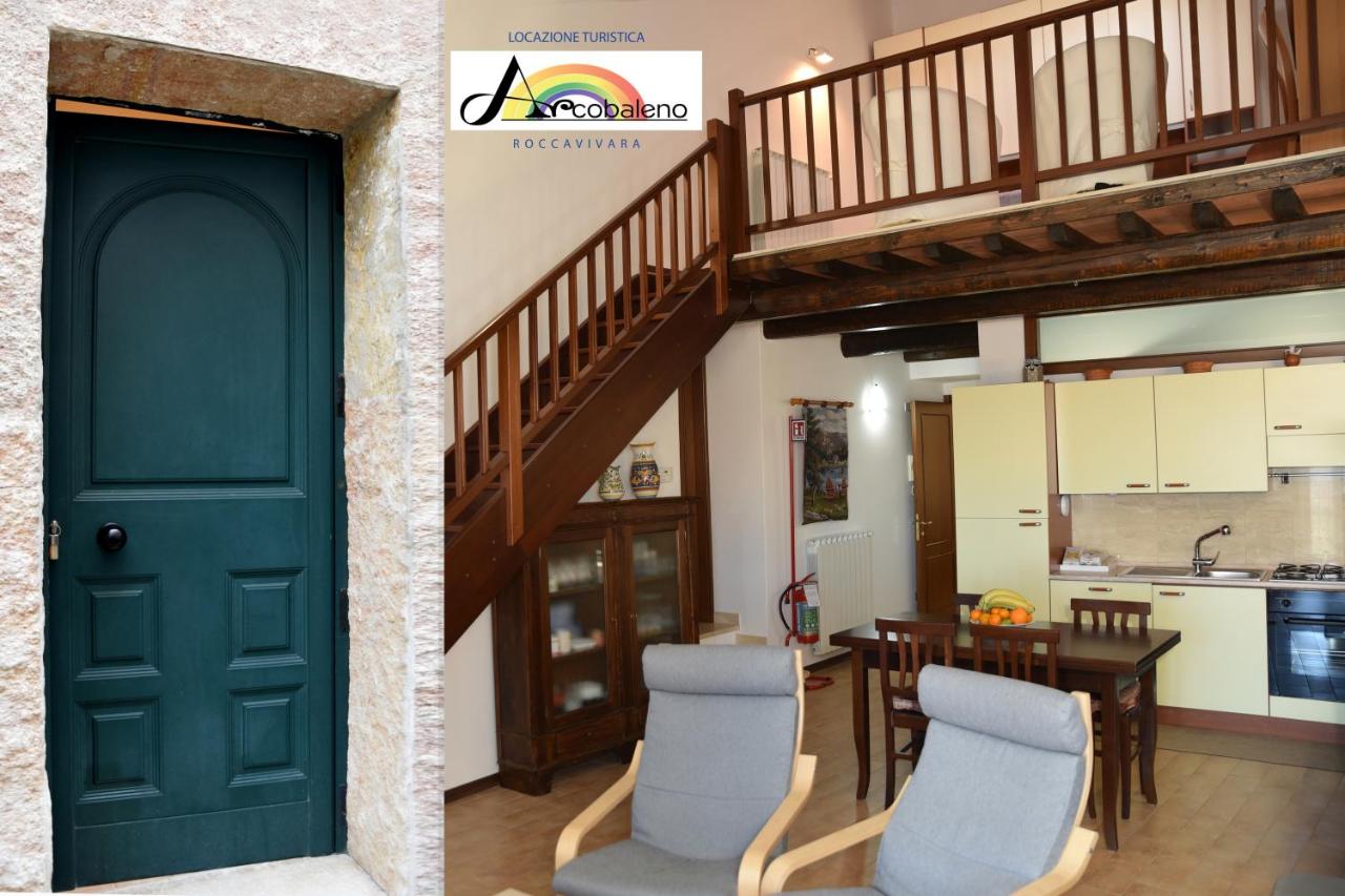 Locazione Turistica Arcobaleno "Family Loft" - Chambres d’hôtes Roccavivara