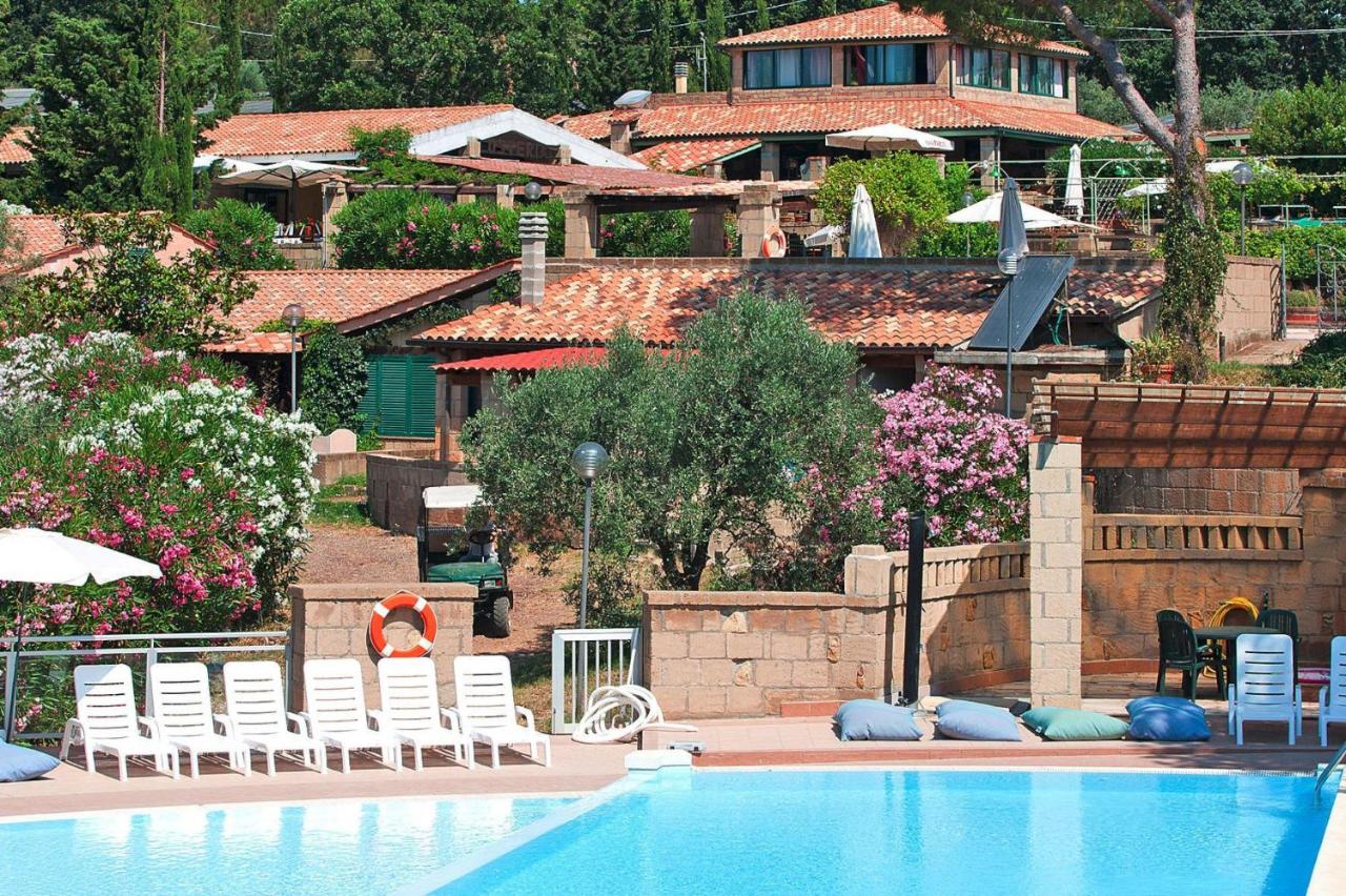 B&B Guardistallo - Apartment in the Centra Vacanze il Borgo resort in Guardistallo - Bed and Breakfast Guardistallo