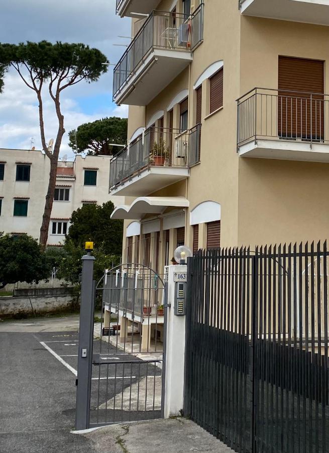 Roma Apartment - Ferienwohnung