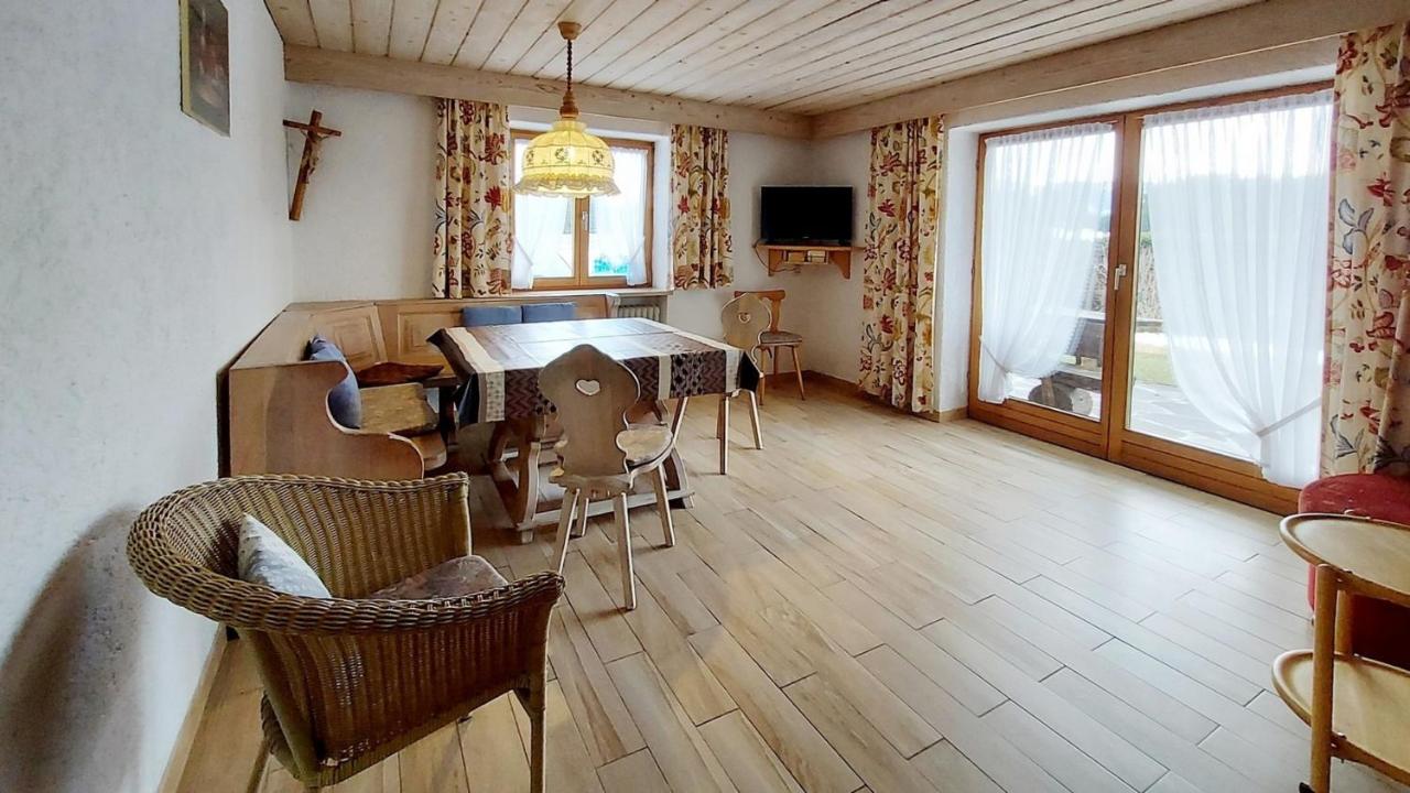 B&B Prem - Ferienwohnung Nr 1, Lechbruck-Gründl, Allgäu - Bed and Breakfast Prem