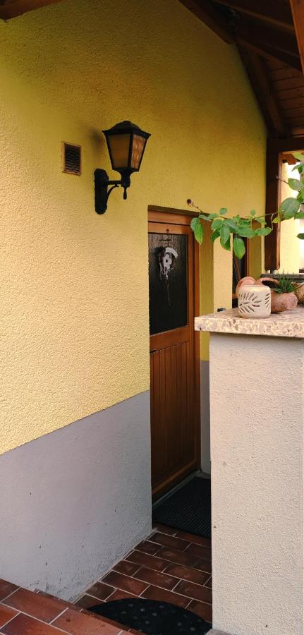 Monteurwohnung Schneider - B&B