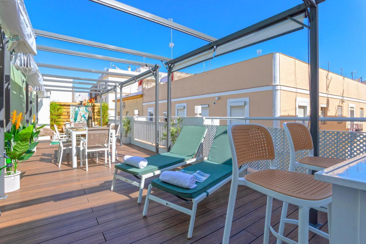 Genteel Home Mercado Central Terrace - Ferienwohnung Cádiz