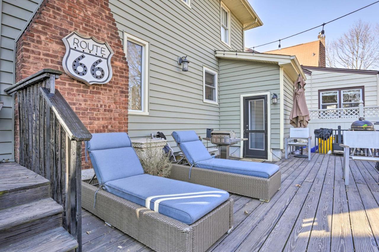 Classic Teaneck Colonial Home with A Modern Touch - B&B Teaneck
