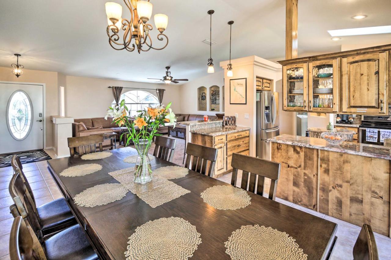 Heated Pool and Game Room Lake Havasu Retreat - B&B Lake Havasu City