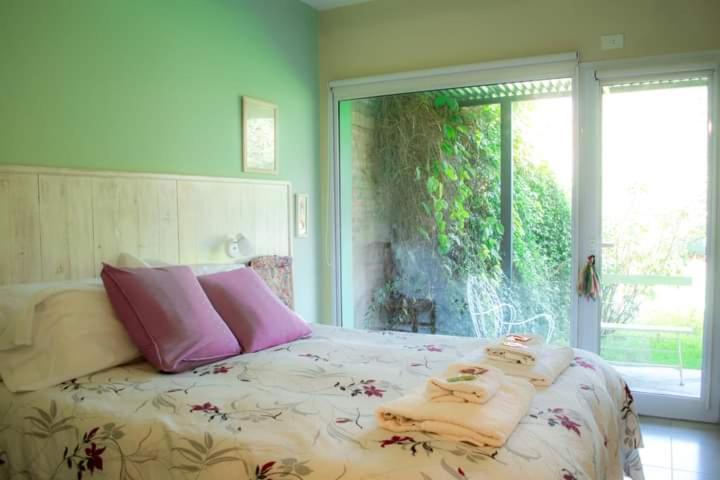 Family Room with Garden View