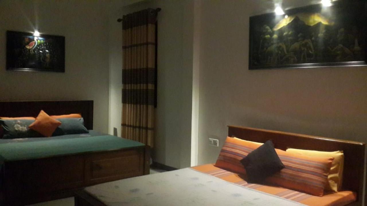 Familiekamer met Uitzicht op de Bergen