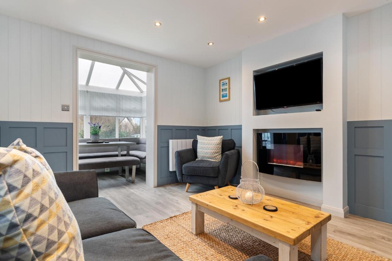 Cartwright's Cottage - Indoor Pool, Sports Courts, Play Park - B&B Saint Florence