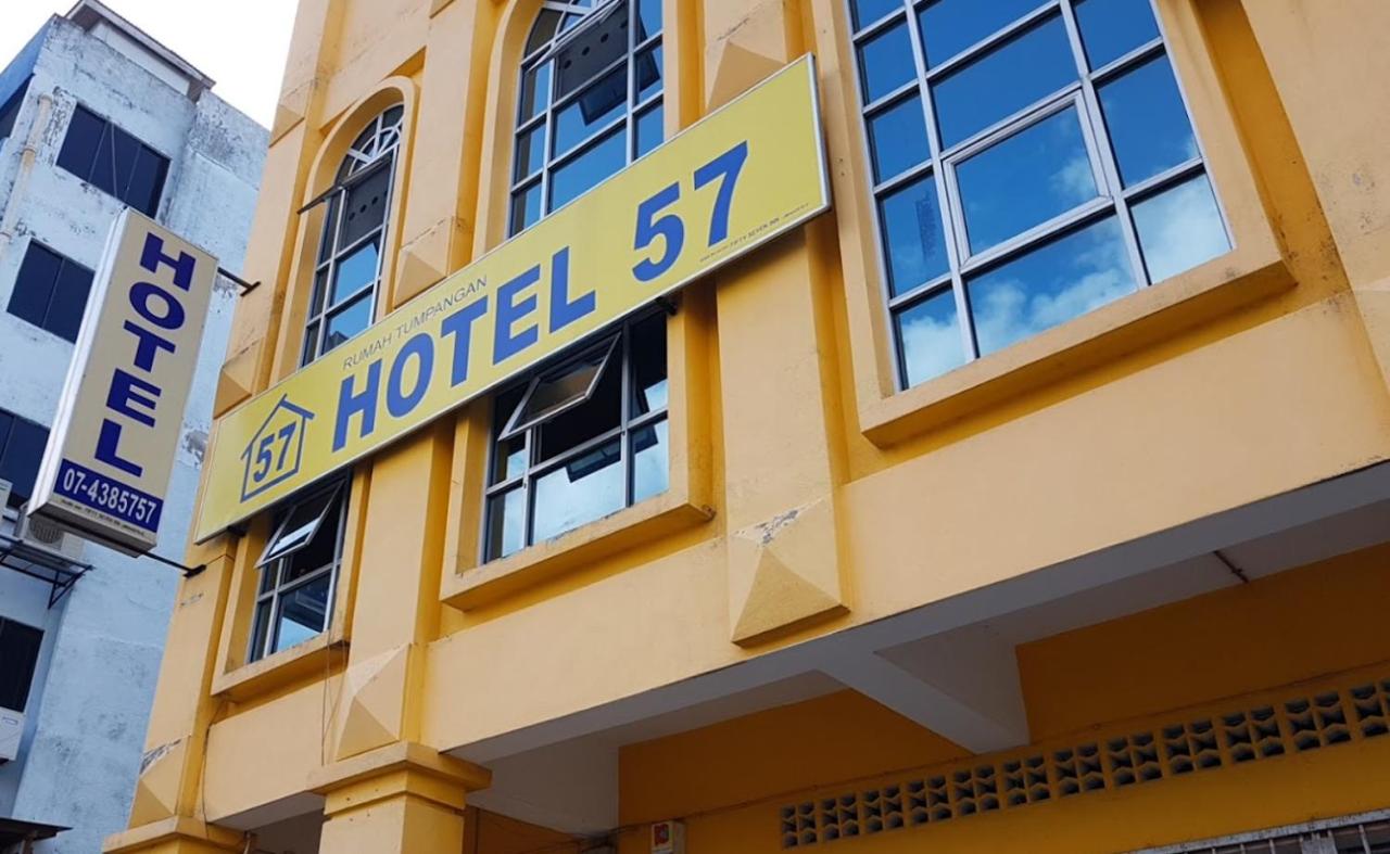 B&B Batu Pahat - Fifty Seven Inn - Bed and Breakfast Batu Pahat