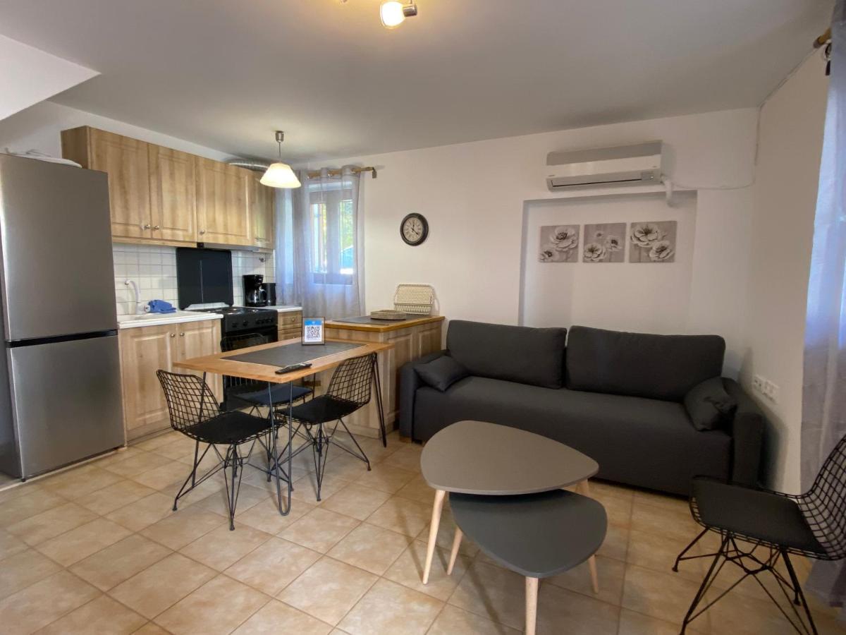 Romantic maisonette in the heart of Pythagoreio RH door - B&B
