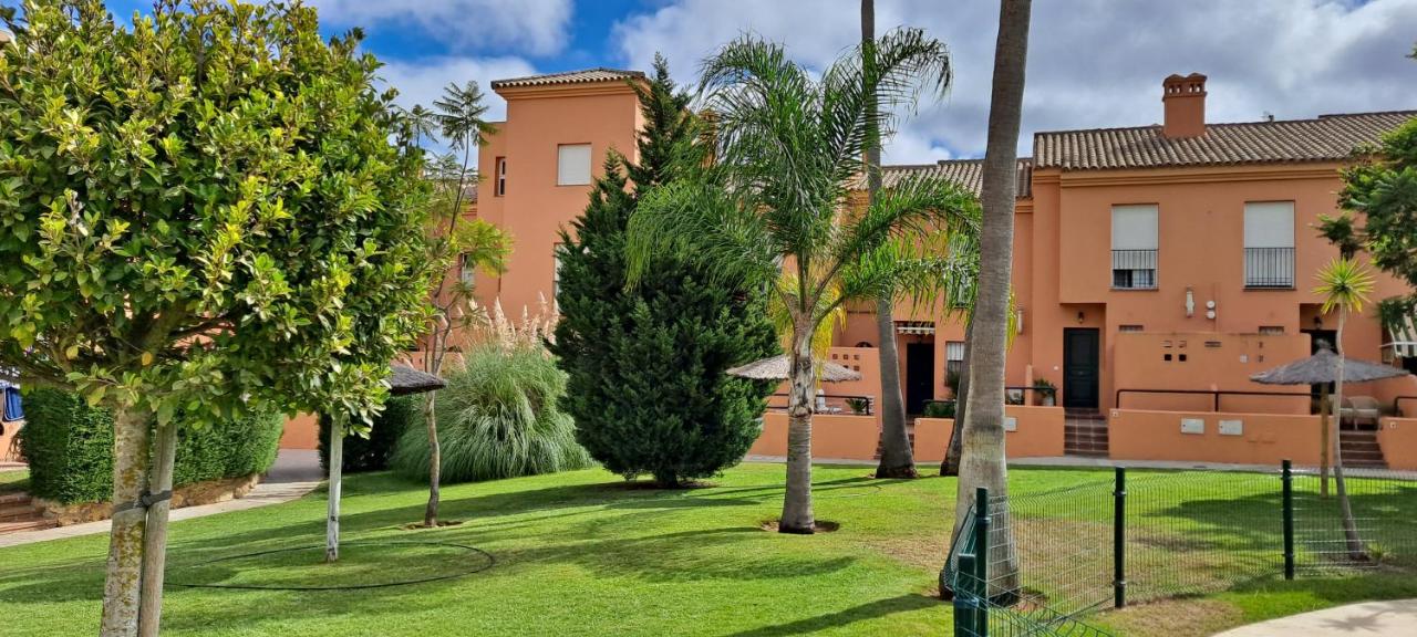 UNIFAMILIAR 3 D.NOVO SANCTI PETRI - B&B Chiclana de la Frontera