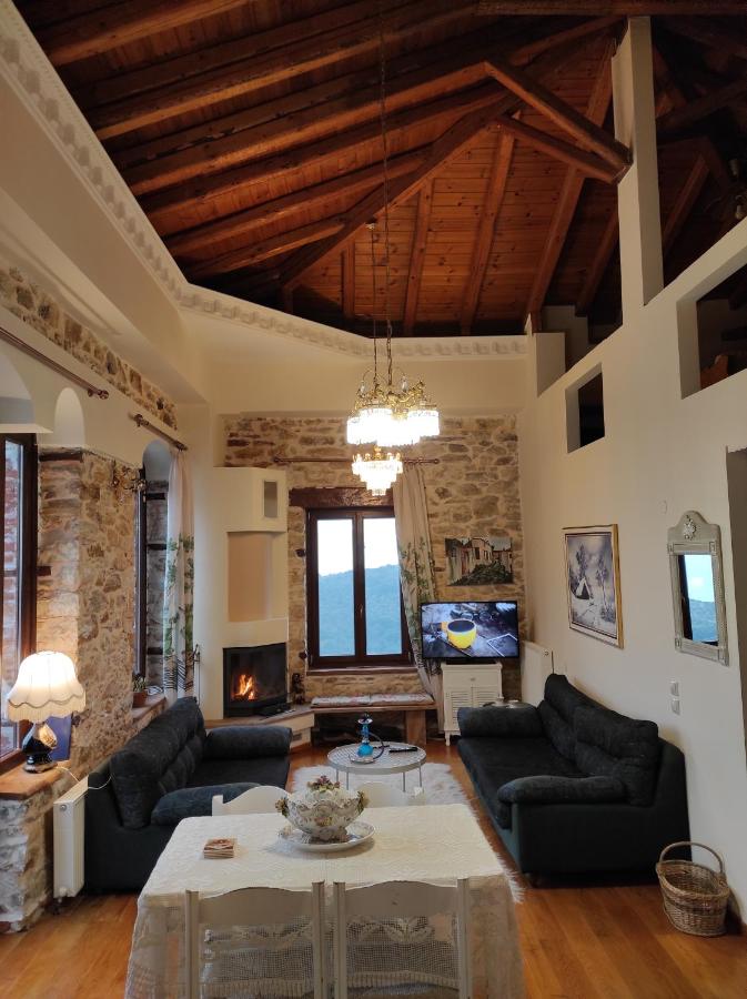 B&B Miléai - Αρχοντικό Γιούλη - Bed and Breakfast Miléai